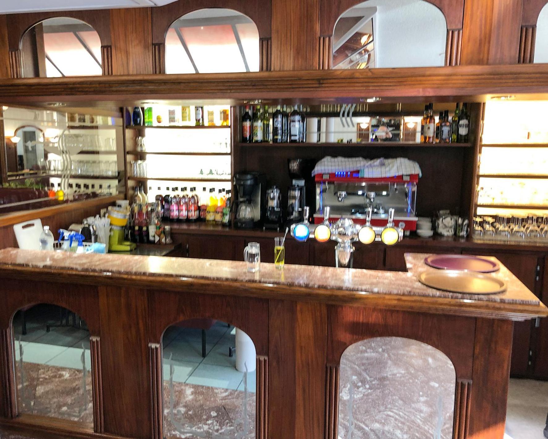 Le Cesar Hotel Royat Εξωτερικό φωτογραφία